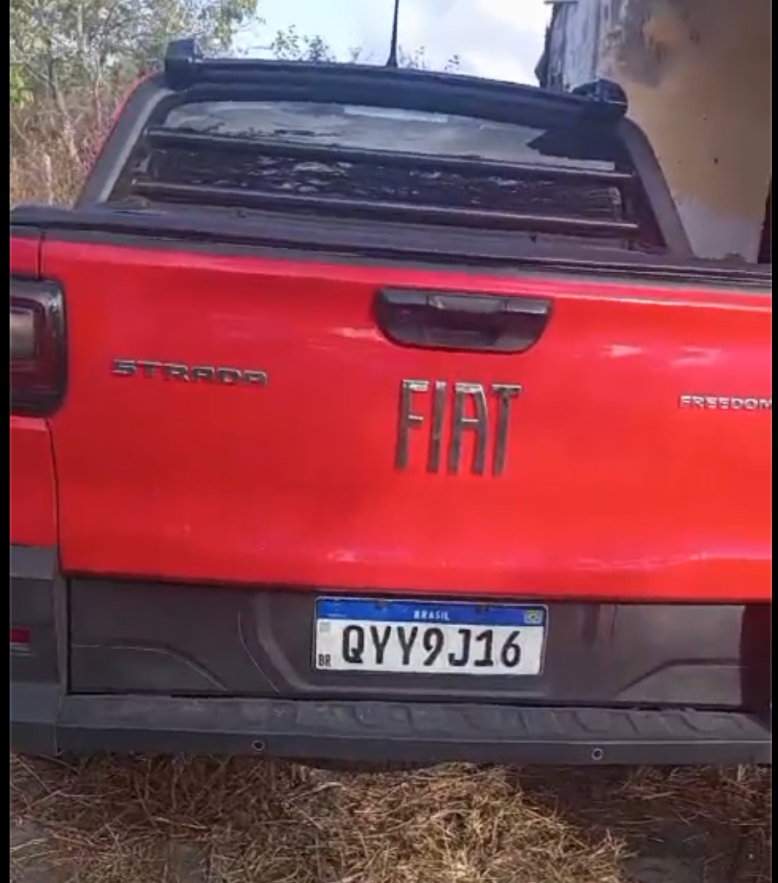 Carro Abandonado no Distrito de Ouricuri Em Casa Nova-BA